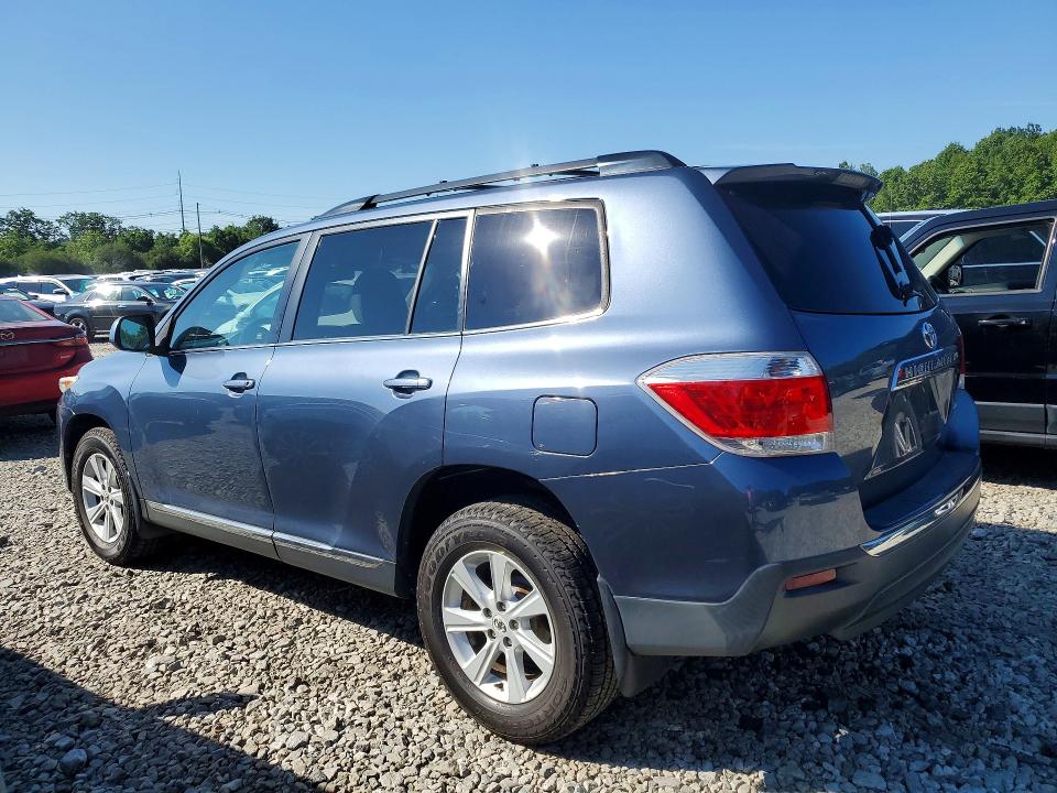 2013 Toyota Highlander VIN 5TDBK3EHXDS194025 COPART salvage auction — FRONT END, Ma - Cert Of Title-Reconstrctd Coll, sold $2,400 on 2026-07-17 (photo 2)