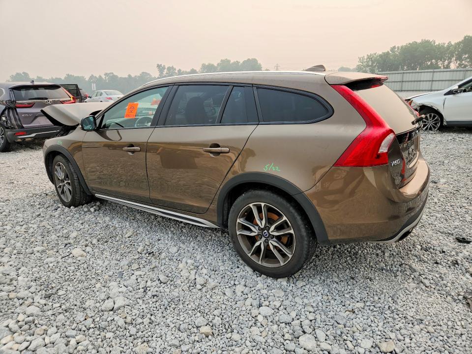 2017 Volvo V60 VIN YV440MWK4H1023592 COPART salvage auction — FRONT END, Oh - Cert Of Title-Salvage, sold $525 on 2026-07-31 (photo 2)