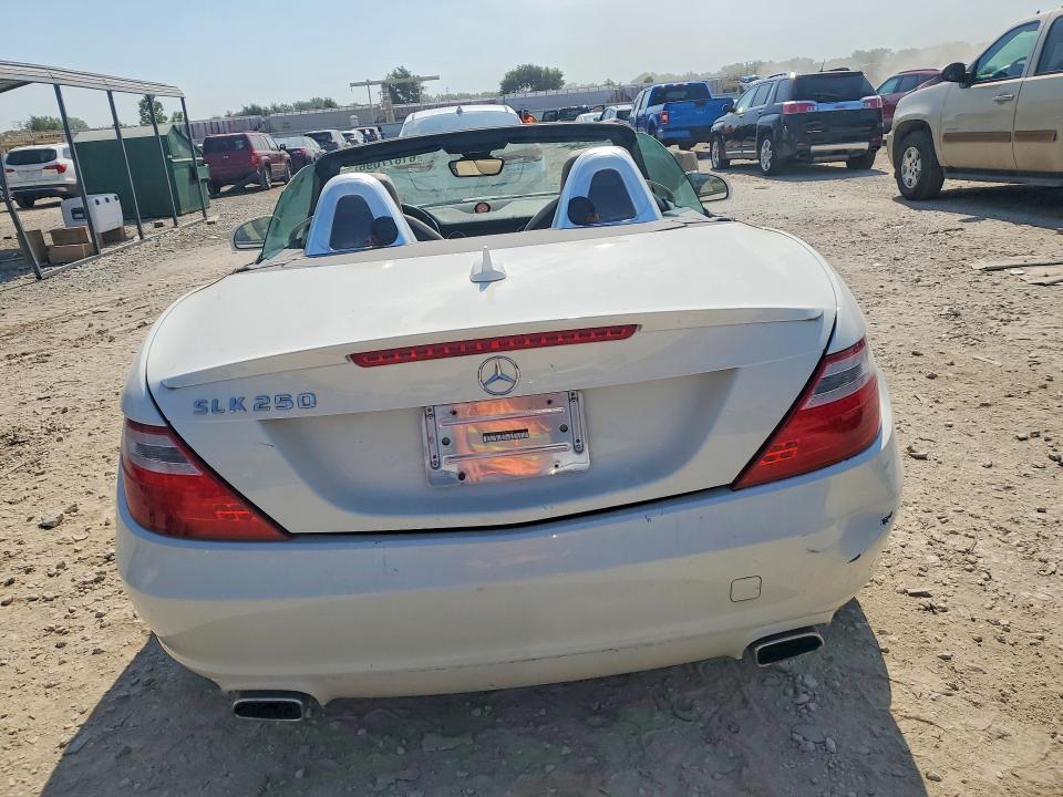 2013 Mercedes-benz VIN WDDPK4HA5DF058238 COPART salvage auction — MINOR DENT/SCRATCHES, Wv - Certificate Of Title, sold $6,600 on 2026-07-28 (photo 6)