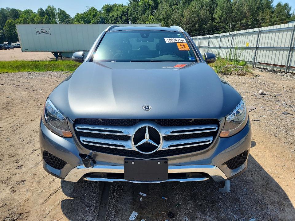 2018 Mercedes-benz Glc VIN WDC0G4KBXJV065583 COPART salvage auction — VANDALISM, VA - CERT OF TITLE - SALVAGE, sold $7,200 on 2026-08-03 (photo 5)