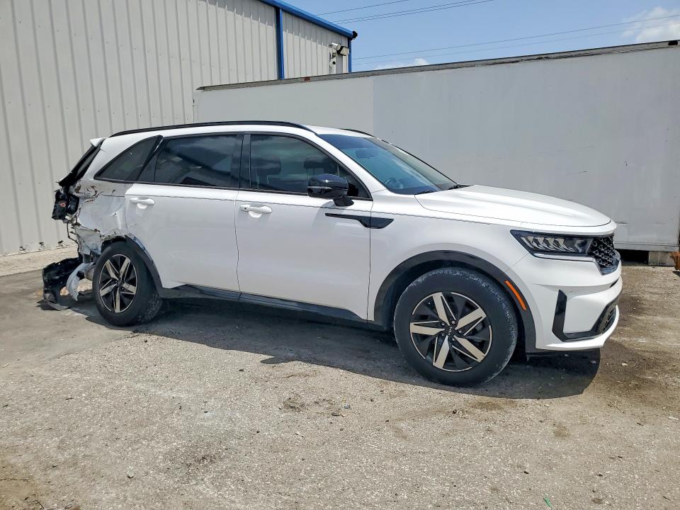 2022 Kia Sorento VIN 5XYRH4LF4NG103091 COPART salvage auction — REAR END, Salvage Title, sold $2,600 on 2026-07-24 (photo 4)