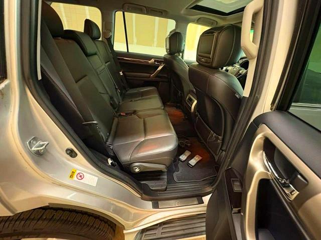2010 Lexus Gx 460 VIN JTJBM7FX5A5012835 COPART salvage auction — NORMAL WEAR, Nj - Certificate Of Title (P), sold $8,500 on 2026-07-27 (photo 6)