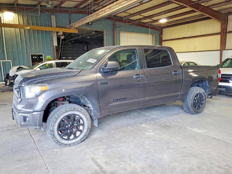 2016 Toyota Tundra VIN 5TFDW5F16GX526244 COPART salvage auction — REAR END, Ia - Cert Of Title-Salvage Title, sold $15,500 on 2026-07-29 (photo 1)