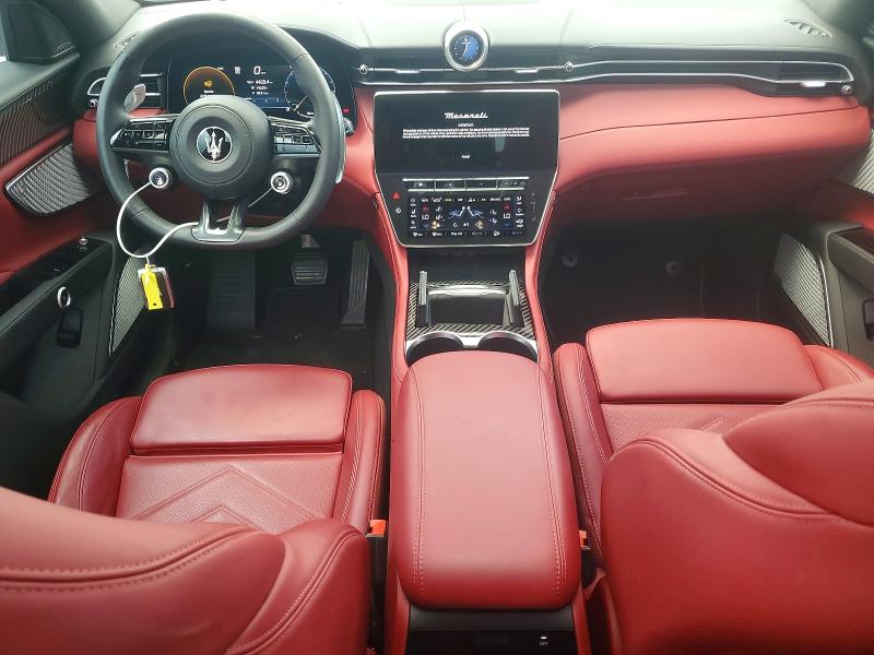 2023 Maserati Grecale VIN ZN682CVT6P7438264 COPART salvage auction — FRONT END, Mo - Salvage Certificate Of Title, sold $15,700 on 2026-07-28 (photo 8)