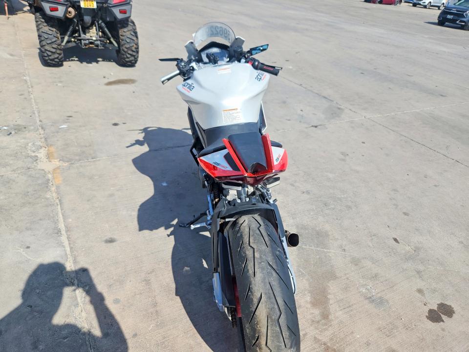 2024 Aprilia Rs VIN ZD4KSUR03RS000254 COPART salvage auction — FRONT END, Tx - Salvage Vehicle Title, sold $925 on 2026-07-30 (photo 4)