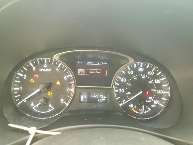 2015 Nissan Pathfinder VIN 5N1AR2MM5FC667295 COPART salvage auction — MINOR DENT/SCRATCHES, CT - CERTIFICATE OF TITLE (P), sold $1,000 on 2026-07-20 (photo 9)