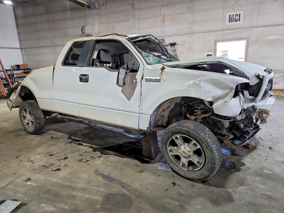 2006 Ford F-150 lightning VIN 1FTPX14V26NB26930 COPART salvage auction — ALL OVER, Mi - Certificate Of Title, sold $200 on 2026-07-31 (photo 4)