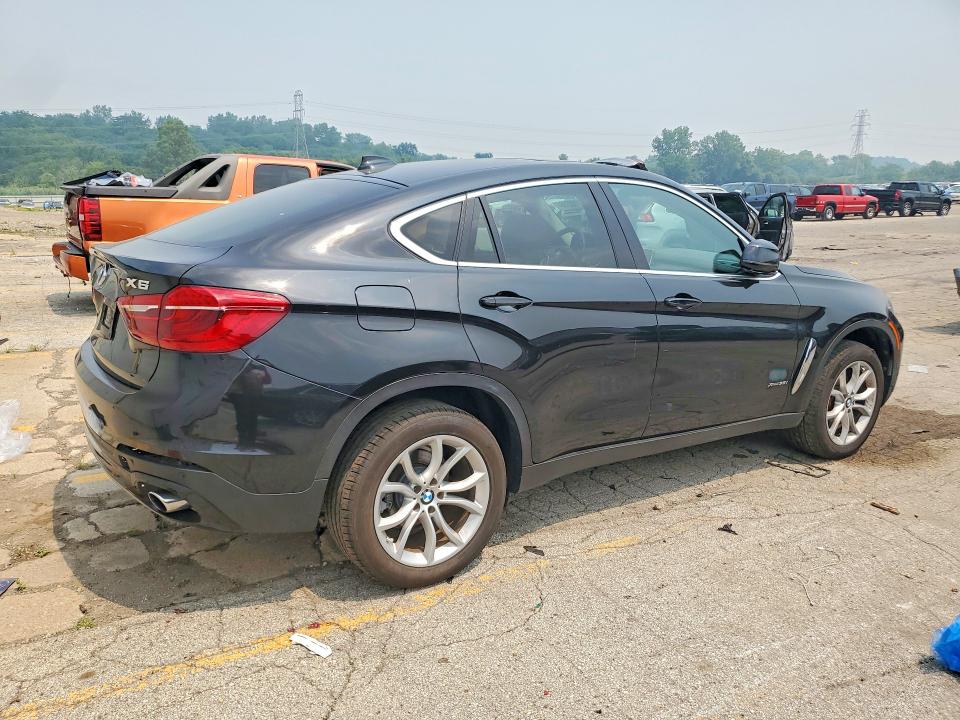 2015 BMW X6 VIN 5UXKU2C58F0F95271 COPART salvage auction — MINOR DENT/SCRATCHES, Tx - Certificate Of Title (P), sold $7,100 on 2026-07-22 (photo 3)