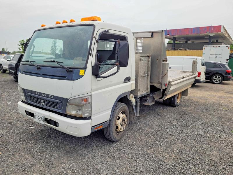 2008 Mitsubishi fuso truck of america inc Fe VIN JL6CCE1S18K000811 COPART salvage auction — MINOR DENT/SCRATCHES, ON - PERMIT NO BRAND - UNFIT (P), sold $18,000 on 2026-07-28 (photo 2)