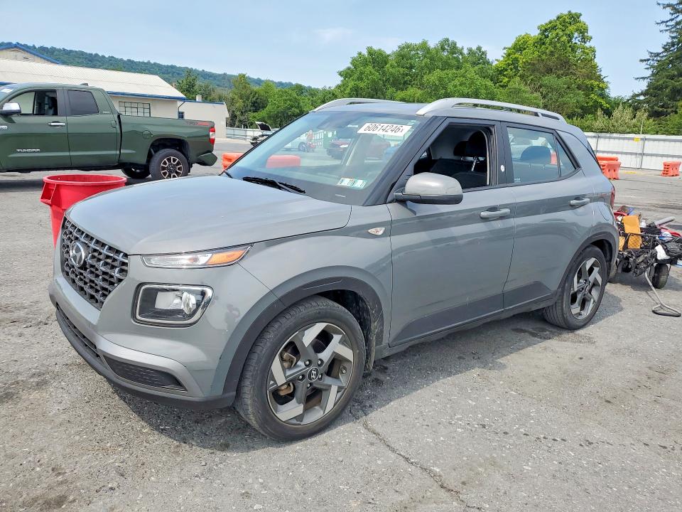 2022 Hyundai Venue VIN KMHRC8A36NU155024 COPART salvage auction — SIDE, Salvage Title, sold $2,700 on 2026-07-28 (photo 1)