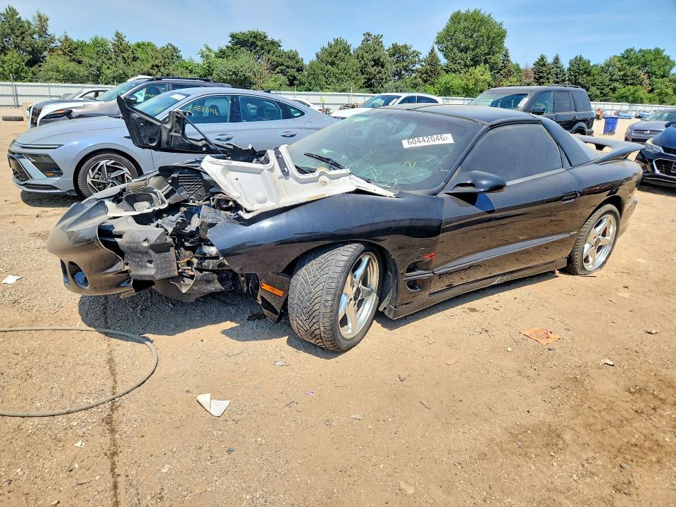 1999 Pontiac Firebird VIN 2G2FV22G8X2236135 COPART salvage auction — FRONT END, Il - Junking Cert Of A Vehicle, sold $1,700 on 2026-07-30 (photo 1)