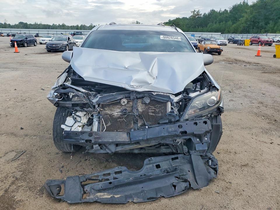 2016 Toyota Sienna VIN 5TDXK3DC6GS729920 COPART salvage auction — FRONT END, Sc - Certificate Of Title, sold $1,250 on 2026-07-22 (photo 5)