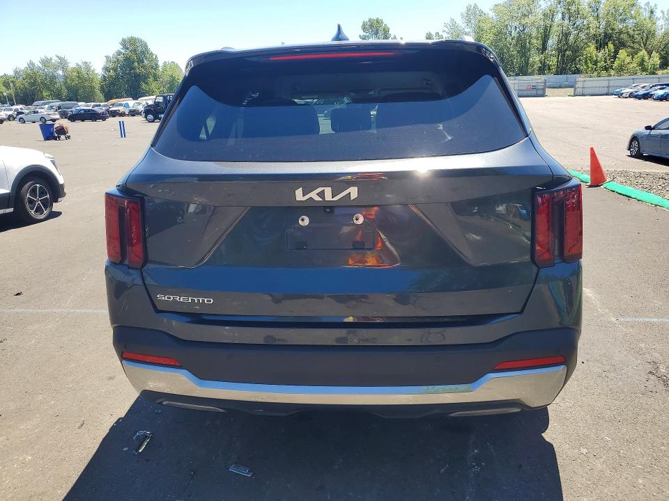 2024 Kia Sorento VIN 5XYRL4JC3RG286366 COPART salvage auction — REAR END, Tn - Certificate Of Title, sold $5,300 on 2026-07-22 (photo 6)