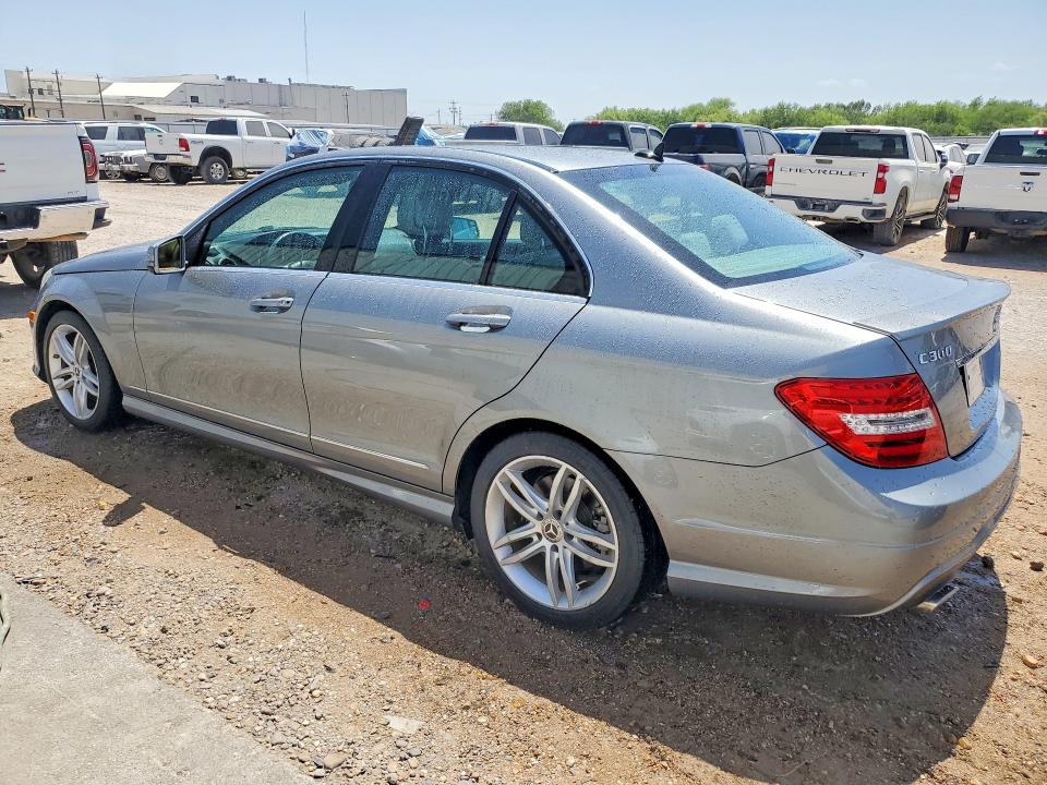 2013 Mercedes-benz C-klasse VIN WDDGF8AB6DG141850 COPART salvage auction — MINOR DENT/SCRATCHES, Tx - Cert Of Title-Rebuilt Salvage (P), sold $1,200 on 2026-08-03 (photo 2)