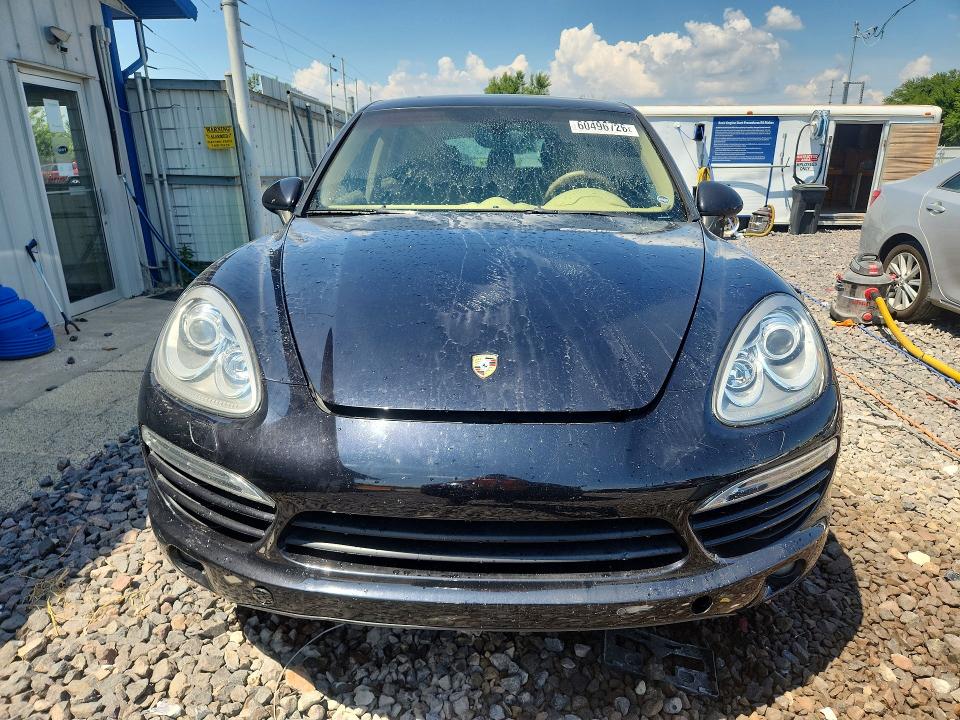 2013 Porsche Cayenne VIN WP1AF2A26DLA37880 COPART salvage auction — Burn Engine, Al - Cert Of Title-Salvage Title, sold $1,650 on 2026-08-17 (photo 5)