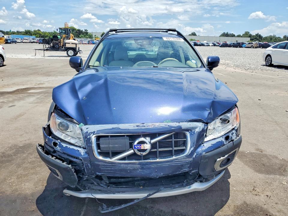 2013 Volvo VIN YV4952BL4D1161587 COPART salvage auction — FRONT END, Fl - Cert Of Title Slvg Rebuildable, sold $15 on 2026-07-27 (photo 5)