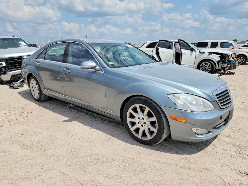 2007 Mercedes-benz S-klasse VIN WDDNG86XX7A109998 COPART salvage auction — NORMAL WEAR, TX - CERT OF TITLE-REBUILT SALVAGE, sold $425 on 2026-08-18 (photo 4)