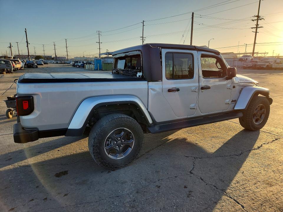 2022 Jeep Gladiator VIN 1C6HJTAGXNL138672 COPART salvage auction — FRONT END, TX - DIS/DLR/EXP ONLY SALVAGE TITLE (P), sold $13,900 on 2026-07-29 (photo 3)