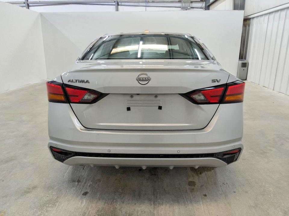 2024 Nissan Altima VIN 1N4BL4DV6RN346122 COPART salvage auction — NORMAL WEAR, Tx - Certificate Of Title, sold $12,300 on 2026-08-20 (photo 6)