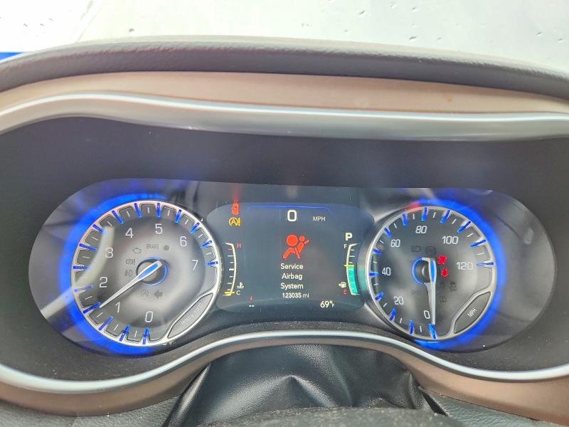 2018 Chrysler Pacifica VIN 2C4RC1EG1JR271375 COPART salvage auction — MINOR DENT/SCRATCHES, TX - CERT OF TITLE-REBUILT SALVAGE, sold $50 on 2026-07-23 (photo 9)