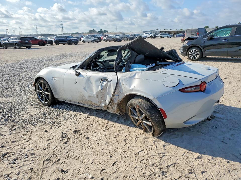 2016 Mazda Mx-5 miata VIN JM1NDAD71G0115076 COPART salvage auction — ALL OVER, Tx - Salvage Vehicle Title, sold $1,550 on 2026-07-31 (photo 2)