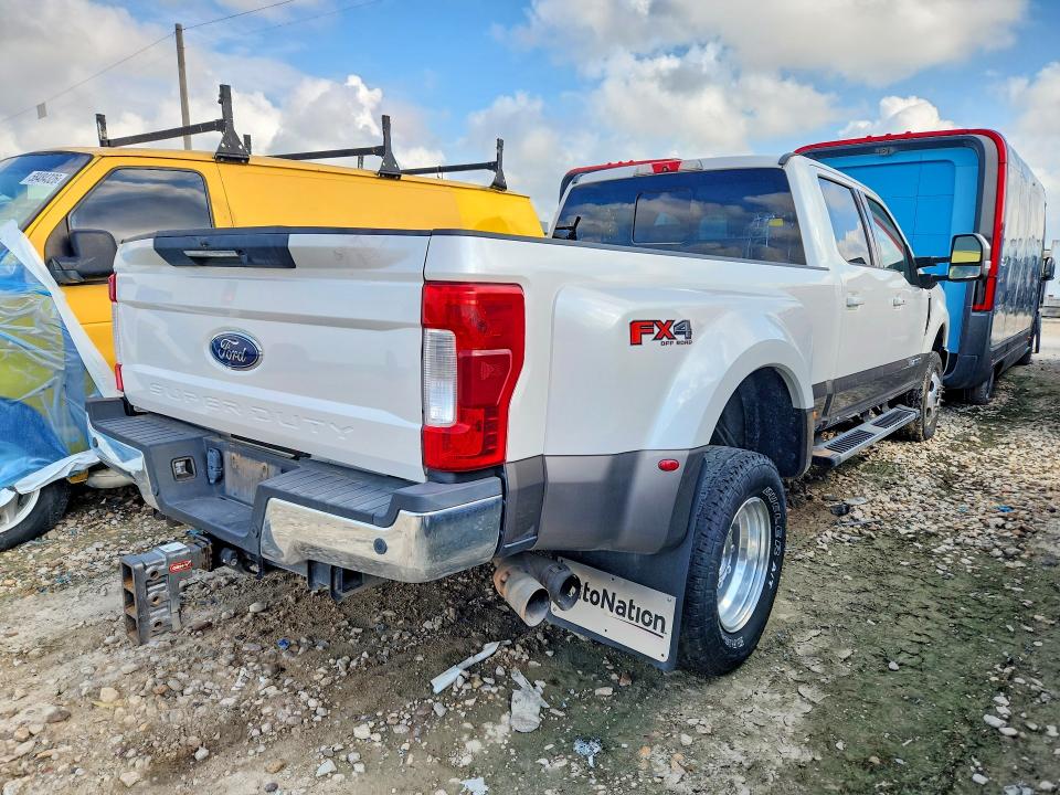 2019 Ford F-350 VIN 1FT8W3DT9KEG16003 COPART salvage auction — MECHANICAL, TX - CERTIFICATE OF TITLE (P), sold $15,200 on 2026-07-30 (photo 3)