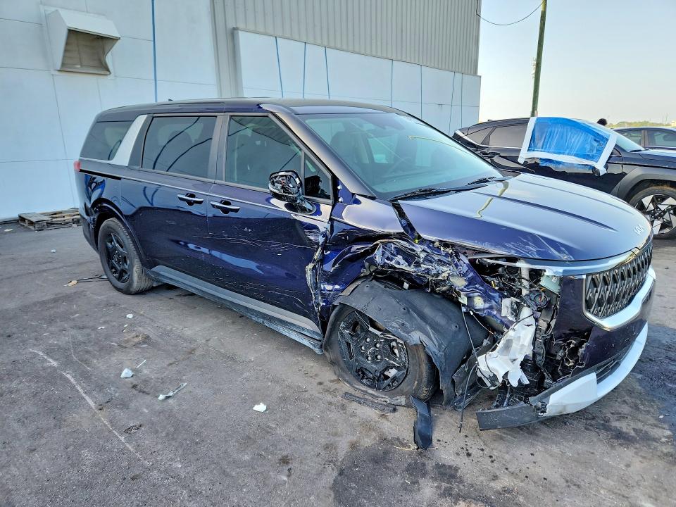 2026 Kia Carnival VIN KNDNB5K33T6603272 COPART salvage auction — FRONT END, Fl - Cert Of Title Slvg Rebuildable, sold $14,100 on 2026-08-24 (photo 4)