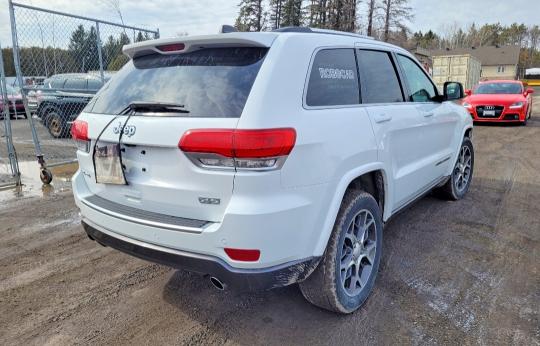 2018 Jeep Grand cherokee VIN 1C4RJFBG0JC132497 COPART salvage auction — MINOR DENT/SCRATCHES, ON - PERMIT NO BRAND - UNFIT (P), sold $7,200 on 2026-08-11 (photo 4)