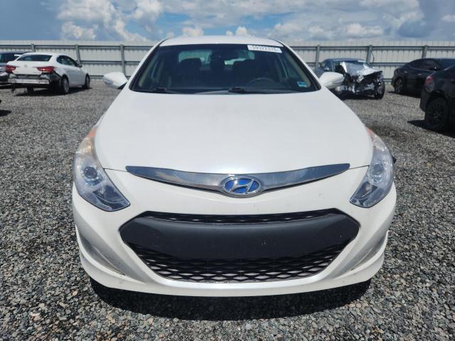 2015 Hyundai Sonata VIN KMHEC4A4XFA137385 COPART salvage auction — NORMAL WEAR, FL - CERTIFICATE OF DESTRUCTION, sold $700 on 2026-07-17 (photo 5)
