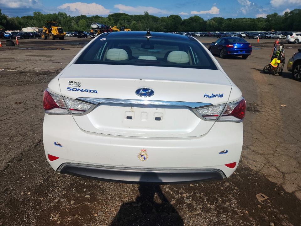2011 Hyundai Sonata hybrid VIN KMHEC4A43BA001707 COPART salvage auction — SIDE, Ct - Cert Of Title-Salvage, sold $450 on 2026-07-28 (photo 6)
