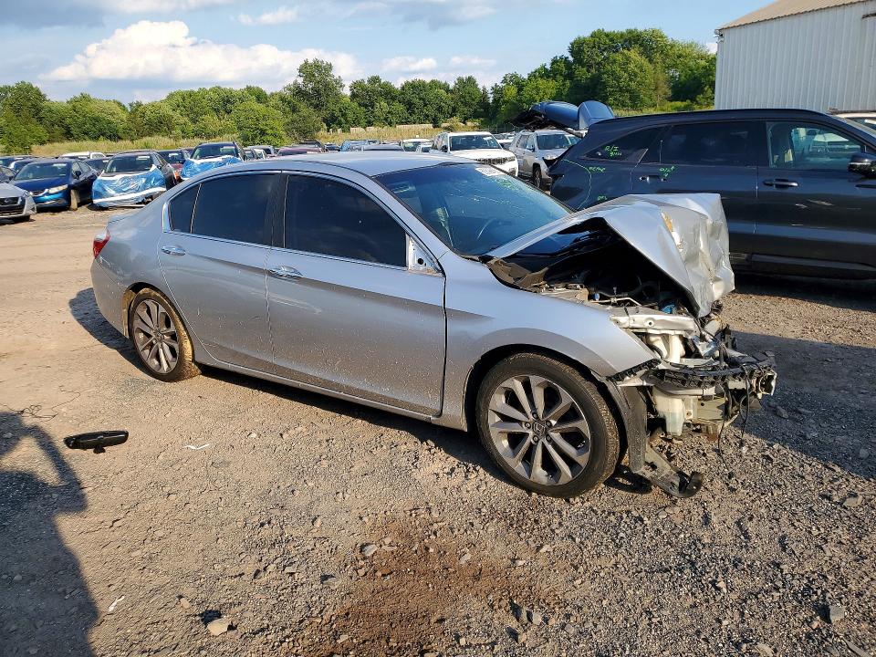 2014 Honda Accord VIN 1HGCR2F56EA063110 COPART salvage auction — FRONT END, Salvage Title, sold $275 on 2026-07-20 (photo 4)