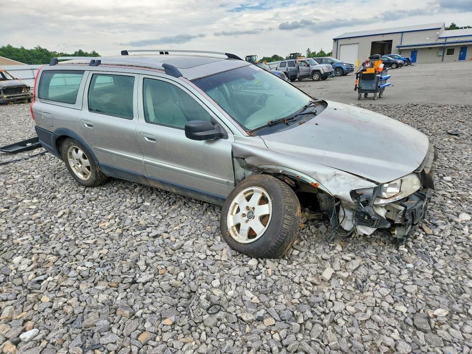 2005 Volvo Xc70 VIN YV1SZ592151175210 COPART salvage auction — FRONT END, Me - Cert Of Title-Salvage Collisio, sold $325 on 2026-08-12 (photo 4)