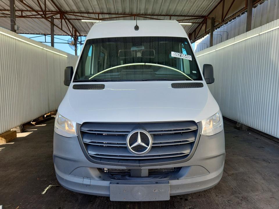 2024 Mercedes-benz Sprinter VIN W1Z4KFHY0RP713310 COPART salvage auction — ROOF, Fl - Certificate Of Title, sold $31,250 on 2026-07-08 (photo 5)