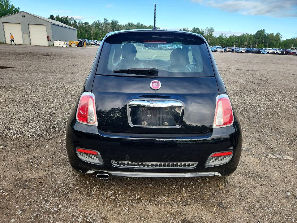 2015 Fiat 500 VIN 3C3CFFBR4FT561943 COPART salvage auction — MINOR DENT/SCRATCHES, On - Permit No Brand - Unfit, sold $550 on 2026-08-05 (photo 6)