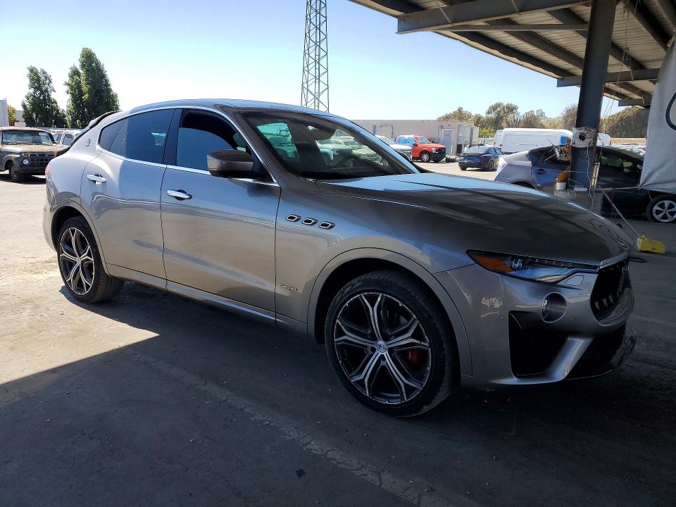 2019 Maserati Levante VIN ZN661XUS3KX320692 COPART salvage auction — REAR END, Ca - Salvage Certificate, sold $12,100 on 2026-08-11 (photo 4)