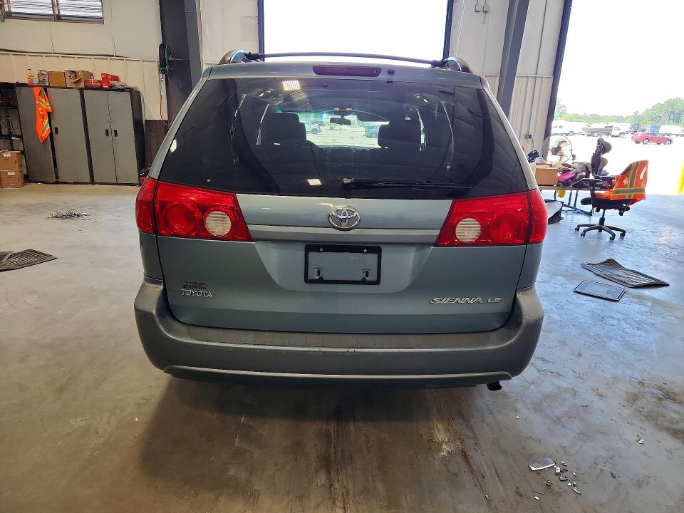 2007 Toyota Sienna VIN 5TDZK23C77S079953 COPART salvage auction — MINOR DENT/SCRATCHES, SC - DEALER ONLY CLEAN TITLE, sold $350 on 2026-07-27 (photo 6)