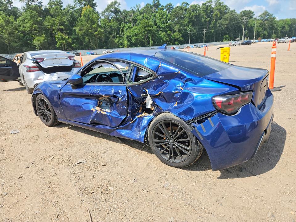 2013 Scion Fr-s VIN JF1ZNAA13D2717417 COPART salvage auction — SIDE, Salvage Title, sold $875 on 2026-07-10 (photo 2)