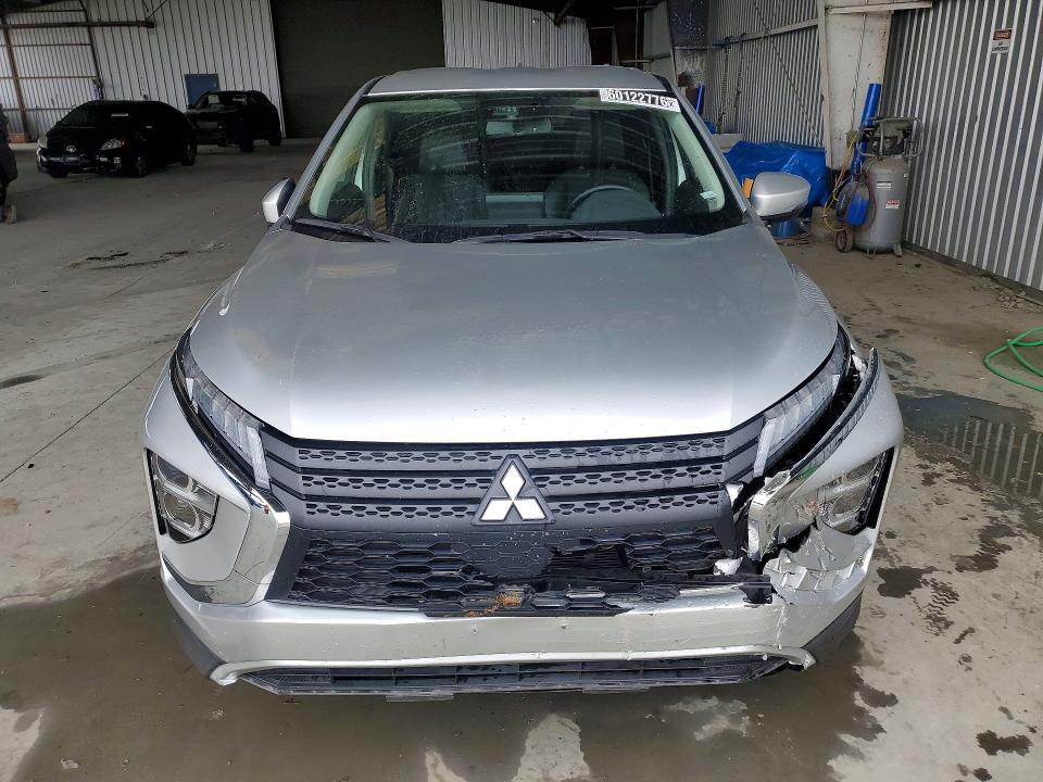 2025 Mitsubishi ECLIPSE VIN JA4ATWAAXSZ012266 COPART salvage auction — FRONT END, WA - VEHICLE CERT OF OWNERSHIP-TITL (P), sold $4,700 on 2026-07-13 (photo 5)