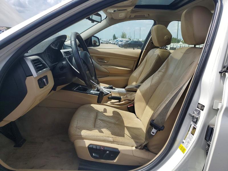 2013 BMW 3er VIN WBA3C1C50DF442701 COPART salvage auction — MINOR DENT/SCRATCHES, FL - CERT OF TITLE SLVG REBUILDABLE, sold $650 on 2026-07-27 (photo 7)