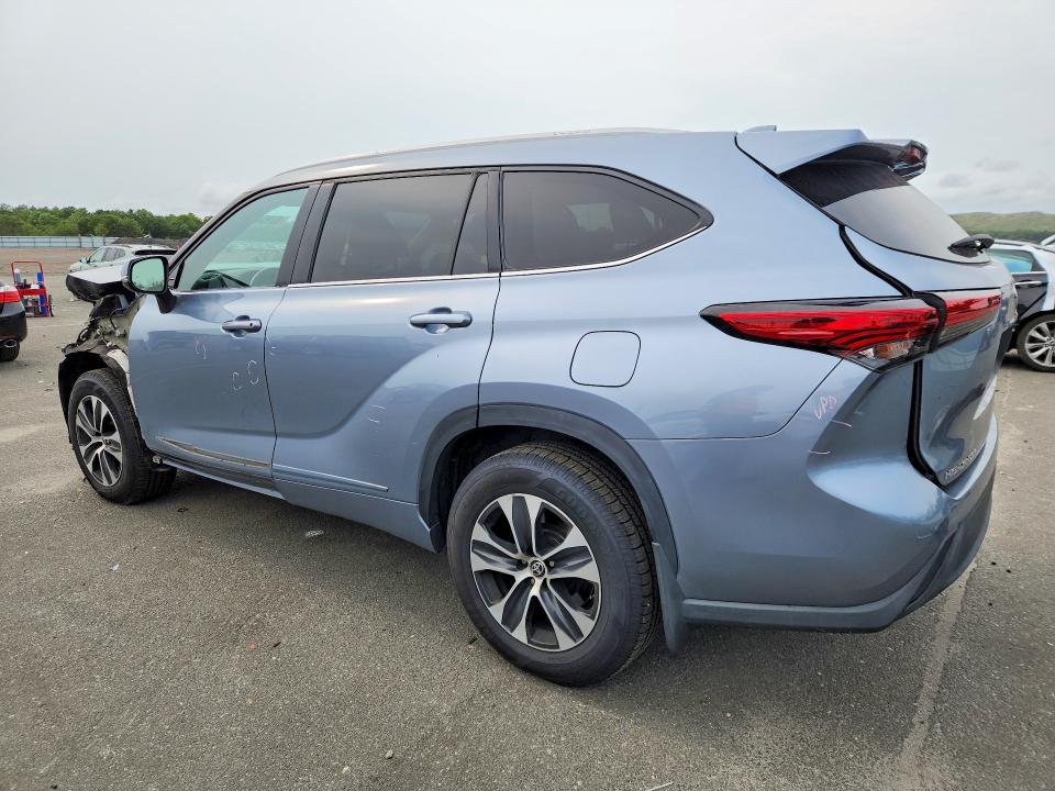 2022 Toyota Highlander VIN 5TDGZRBH8NS172650 COPART salvage auction — FRONT END, Ny - Mv-907A Salvage Certificate, sold $11,100 on 2026-08-21 (photo 2)