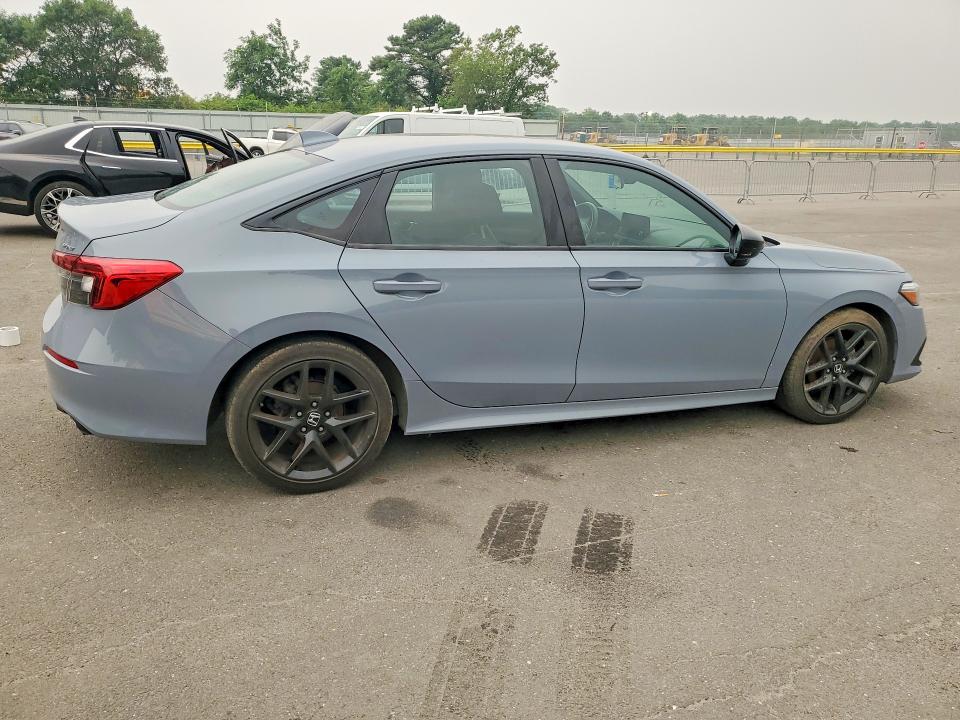 2024 Honda Civic VIN 2HGFE2F50RH585084 COPART salvage auction — MINOR DENT/SCRATCHES, Mt - Certificate Of Title, sold $1,200 on 2026-07-28 (photo 3)
