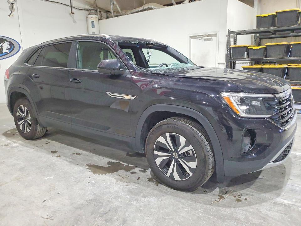2026 Volkswagen Atlas cross sport VIN 1V2LC2CA0TC225220 COPART salvage auction — ROOF, Ok - Certificate Of Title, sold $12,700 on 2026-08-18 (photo 4)