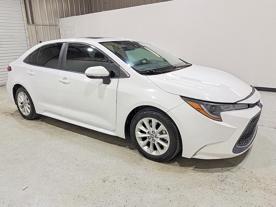 2022 Toyota Corolla VIN 5YFFPMAE0NP349230 COPART salvage auction — FRAME DAMAGE, FL - CERTIFICATE OF TITLE, sold $2,000 on 2026-07-28 (photo 4)