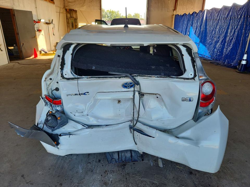 2014 Toyota Prius VIN JTDKDTB33E1569738 COPART salvage auction — REAR END, KY - CERT OF TITLE-SALVAGE (P), sold $775 on 2026-07-27 (photo 6)