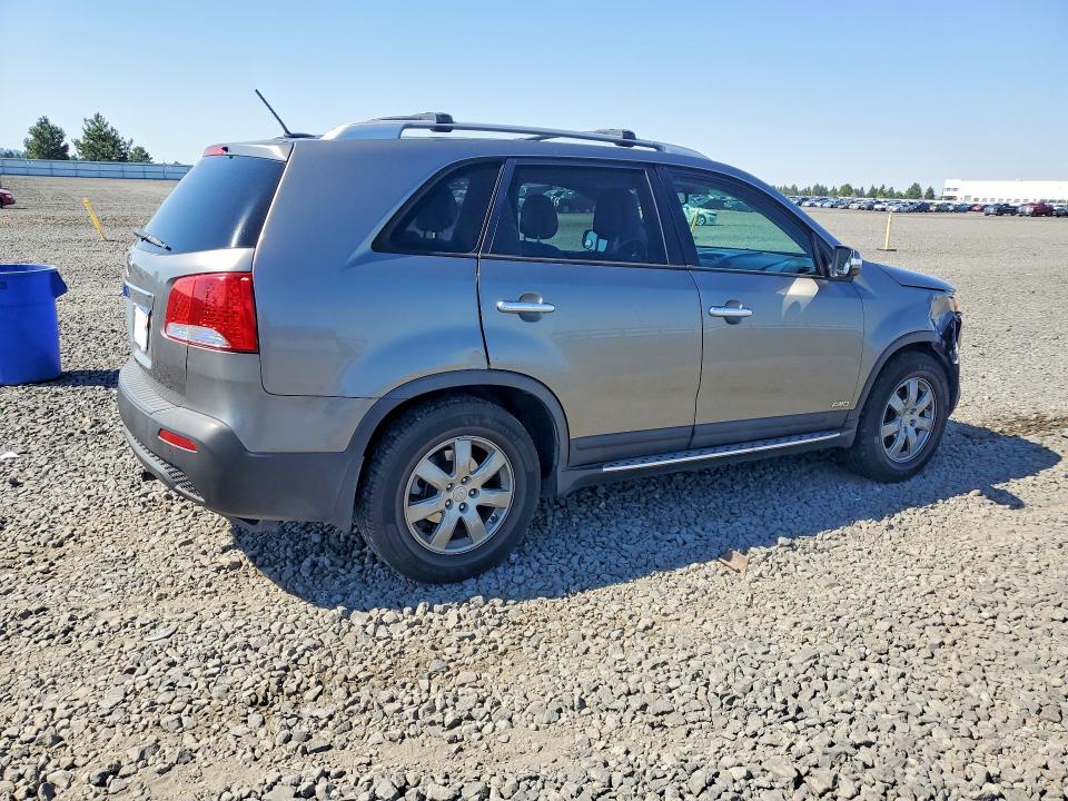 2013 Kia Sorento VIN 5XYKTCA68DG343837 COPART salvage auction — FRONT END, WA - BILL OF SALE, sold $35 on 2026-07-29 (photo 3)
