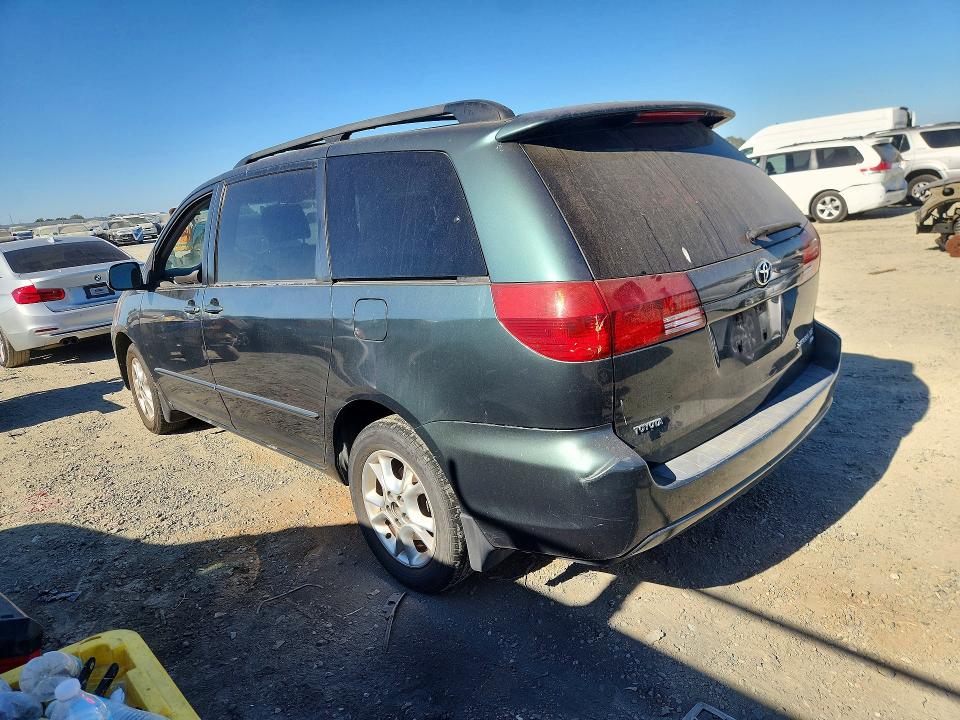 2004 Toyota Sienna VIN 5TDBA22CX4S028402 COPART salvage auction — MINOR DENT/SCRATCHES, CA - DIS/DLR/EXP APP FOR DUP CLEAN, sold $825 on 2026-07-14 (photo 2)