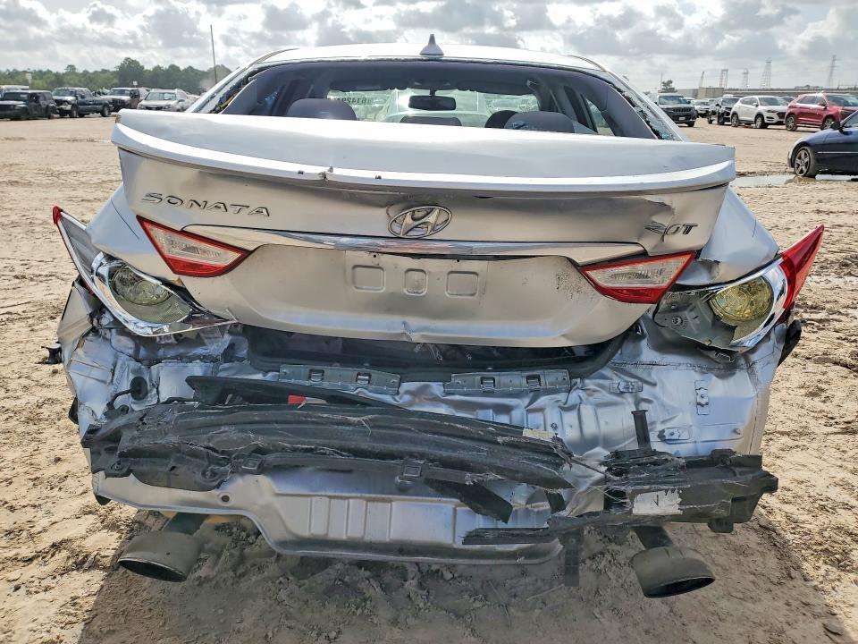 2014 Hyundai Sonata VIN 5NPEC4AB5EH814630 COPART salvage auction — REAR END, TX - SALVAGE VEHICLE TITLE (P), sold $800 on 2026-07-31 (photo 6)