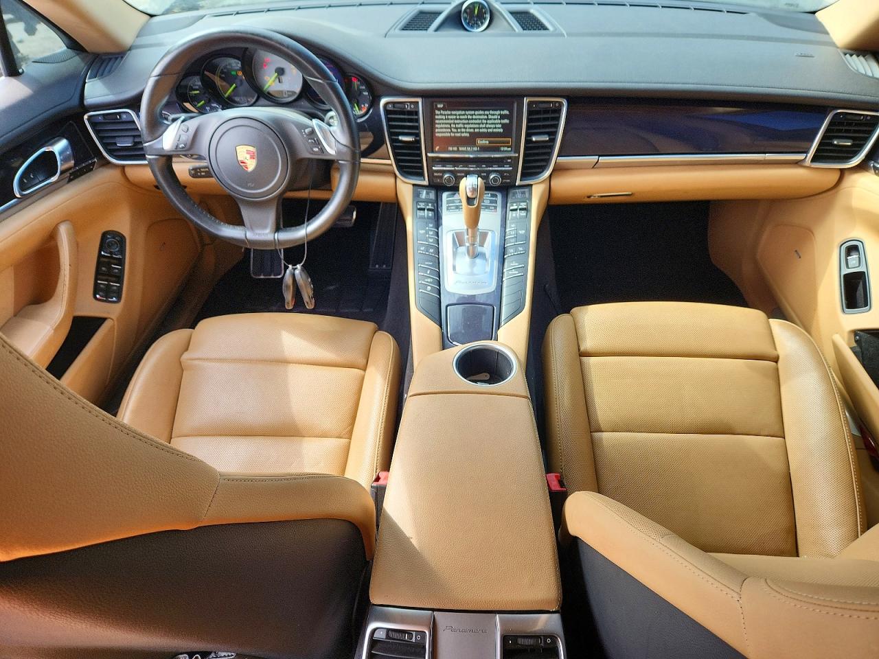 2015 Porsche Panamera VIN WP0AD2A70FL040716 COPART salvage auction — Minor Dent/Scratches, CA - DIS/DLR/EXP ONLY CLEAN TITLE, sold $2,650 on 2026-09-08 (photo 8)