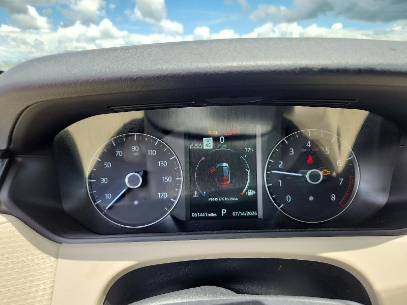 2020 Land rover Range rover velar VIN SALYB2EX8LA286623 COPART salvage auction — NORMAL WEAR, FL - CERTIFICATE OF TITLE (P), sold $10,900 on 2026-07-27 (photo 9)