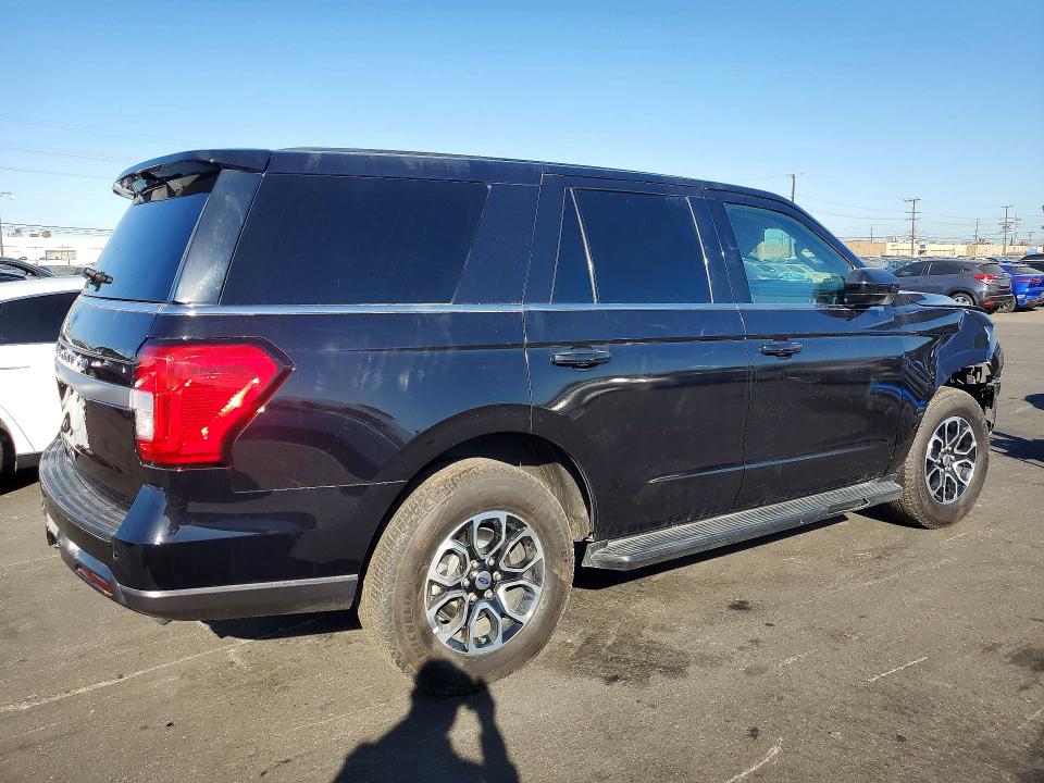 2024 Ford Expedition VIN 1FMJU1G88REB08646 COPART salvage auction — FRONT END, Az - Dis/Dlr/Exp Only Salvage Title, sold $15,700 on 2026-07-22 (photo 3)